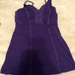 Lululemon tank (purple)